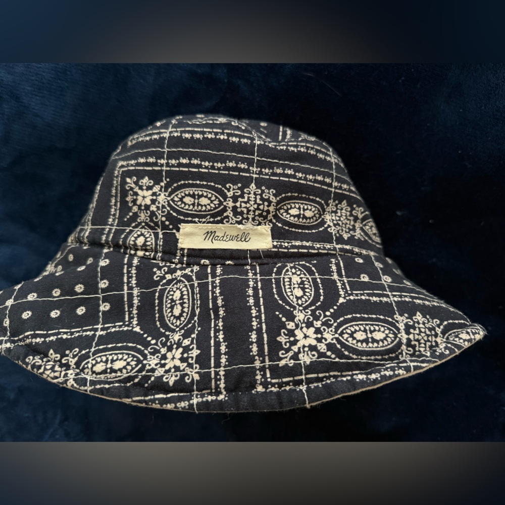 Madewell Reversible Quilted Bandana Print Bucket Hat